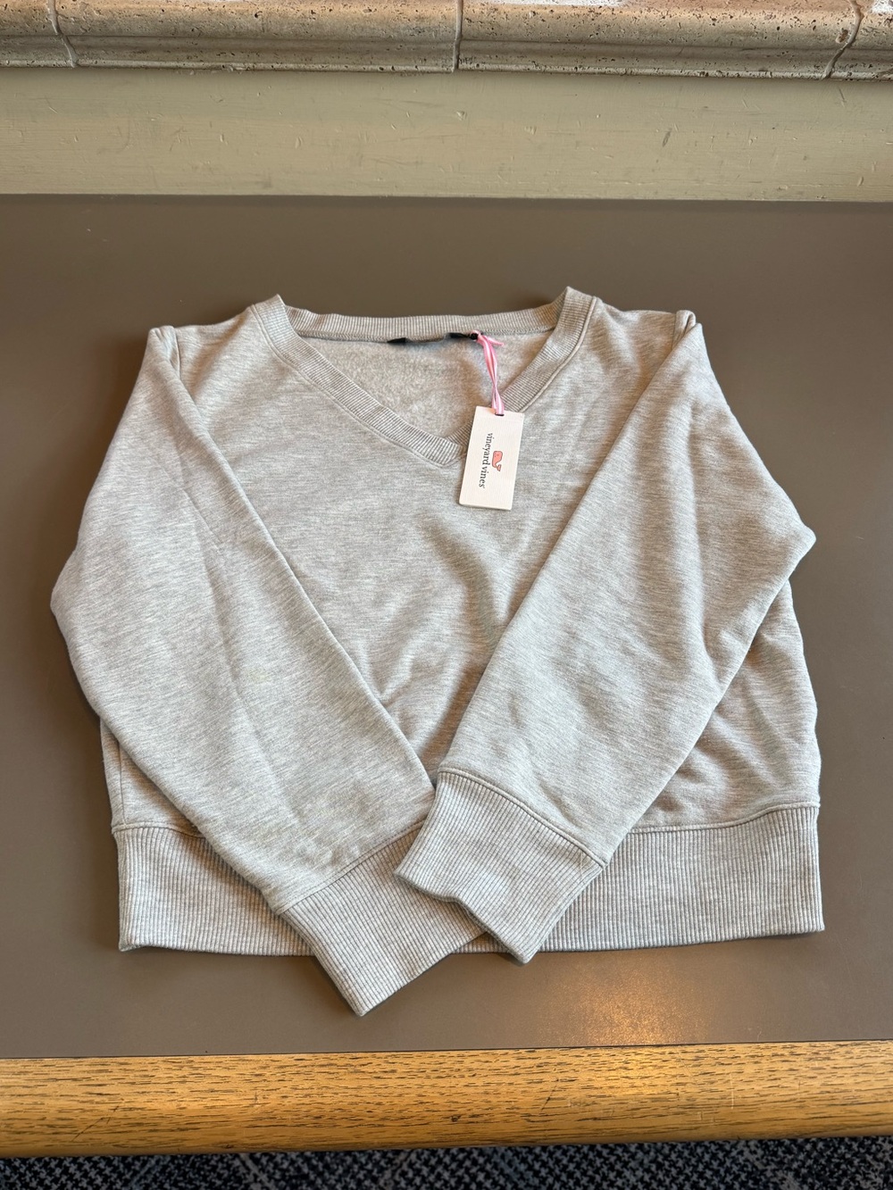 Vineyard Vines Light Gray Crewneck Pullover Sweater